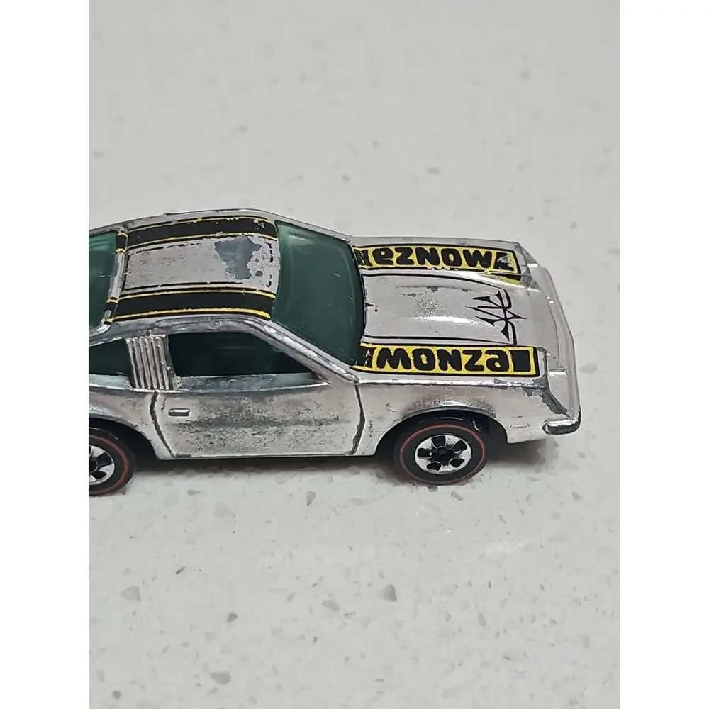 Hot Wheels Redline 1976 Monza 2+2 Super‎ Chromes Chevrolet Chevy Chrome